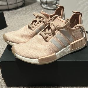 Adidas NMD R1 Pink
